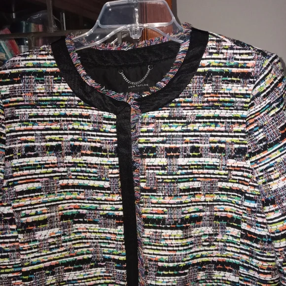 Ann Taylor Textured Mixed Tweed Zip Pocket Jacket In Black Multi Color s… - Picture 7 of 14